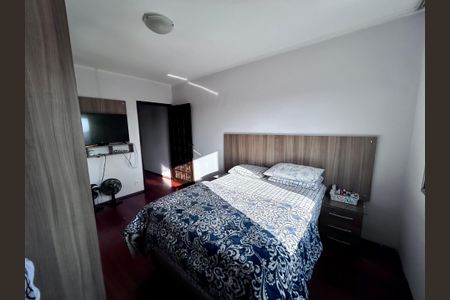 Casa à venda com 316m², 3 quartos e 2 vagas Casa à venda com 316m², 3 quartos e 2 vagasSuíte