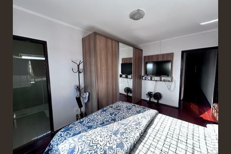 Casa à venda com 316m², 3 quartos e 2 vagas Casa à venda com 316m², 3 quartos e 2 vagasSuíte