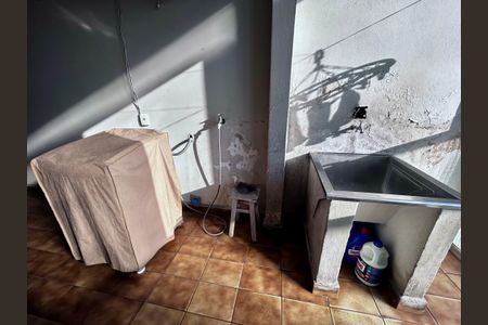 Casa à venda com 316m², 3 quartos e 2 vagas Casa à venda com 316m², 3 quartos e 2 vagasÁrea de Serviço