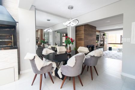 Casa de condomínio à venda com 220m², 3 quartos e 3 vagasCozinha