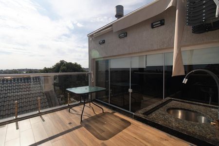 Casa de condomínio à venda com 220m², 3 quartos e 3 vagasTerraço