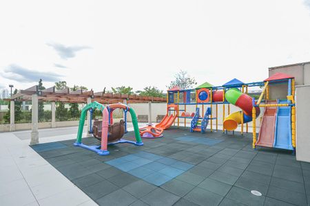 Apartamento para alugar com 266m², 4 quartos e 4 vagasÁrea comum - Playground