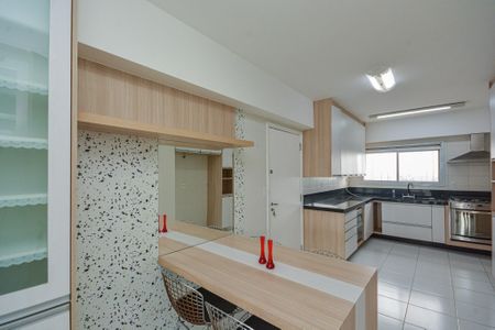 Apartamento para alugar com 266m², 4 quartos e 4 vagasCozinha