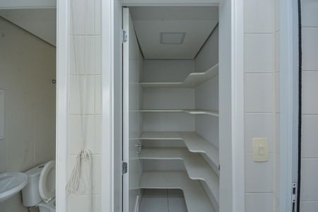 Apartamento para alugar com 266m², 4 quartos e 4 vagasDespensa