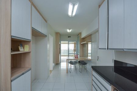 Apartamento para alugar com 266m², 4 quartos e 4 vagasCozinha
