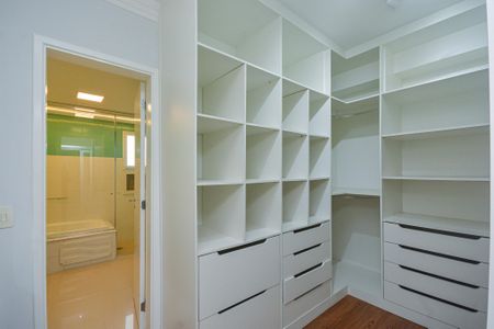 Apartamento para alugar com 266m², 4 quartos e 4 vagasCloset da suíte