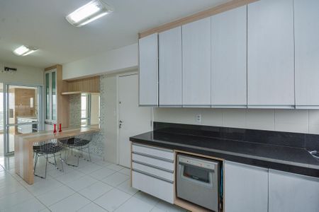 Apartamento para alugar com 266m², 4 quartos e 4 vagasCozinha