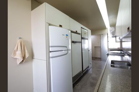Apartamento à venda com 476m², 4 quartos e 4 vagasCozinha