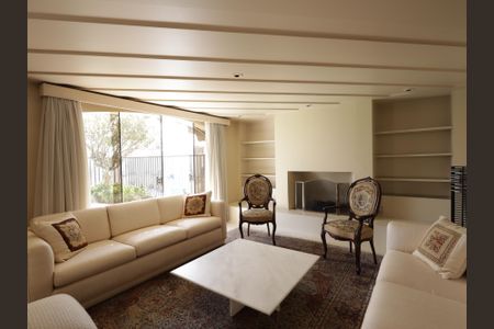 Apartamento à venda com 476m², 4 quartos e 4 vagasSala - 2° andar