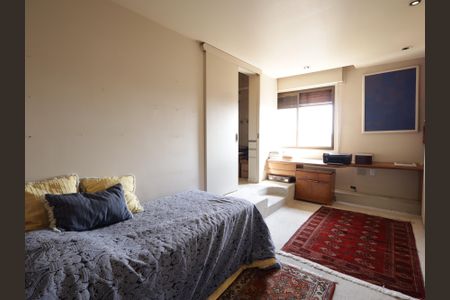 Apartamento à venda com 476m², 4 quartos e 4 vagasSuíte 1