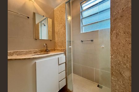 Apartamento à venda com 47m², 1 quarto e sem vaga Apartamento à venda com 47m², 1 quarto e sem vagaBanheiro social