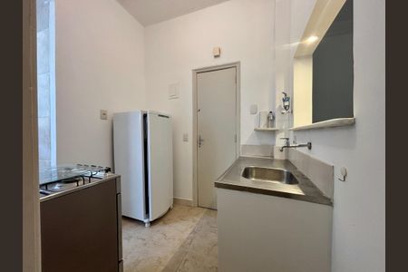 Apartamento à venda com 47m², 1 quarto e sem vaga Apartamento à venda com 47m², 1 quarto e sem vagaCozinha