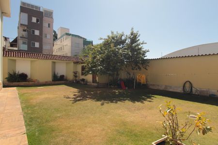 Casa para alugar com 580m², 6 quartos e 4 vagasÁrea comum