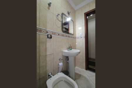 Casa para alugar com 580m², 6 quartos e 4 vagasBanheiro Social