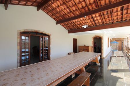 Casa para alugar com 580m², 6 quartos e 4 vagasÁrea Gourmet