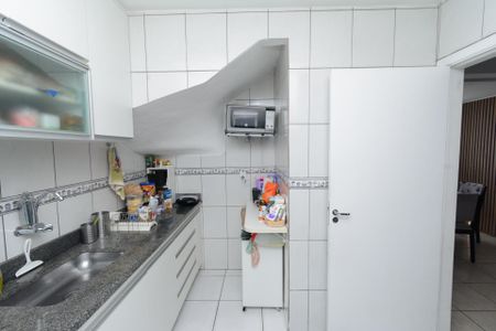 Casa de condomínio à venda com 130m², 3 quartos e 2 vagas Casa de condomínio à venda com 130m², 3 quartos e 2 vagasCozinha