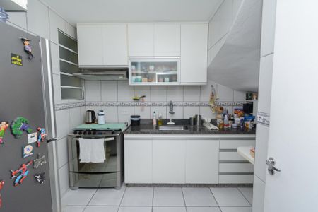 Casa de condomínio à venda com 130m², 3 quartos e 2 vagas Casa de condomínio à venda com 130m², 3 quartos e 2 vagasCozinha