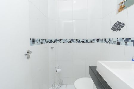 Casa de condomínio à venda com 130m², 3 quartos e 2 vagas Casa de condomínio à venda com 130m², 3 quartos e 2 vagasLavabo