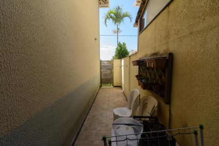 Casa de condomínio à venda com 130m², 3 quartos e 2 vagas Casa de condomínio à venda com 130m², 3 quartos e 2 vagasÁrea de Serviço