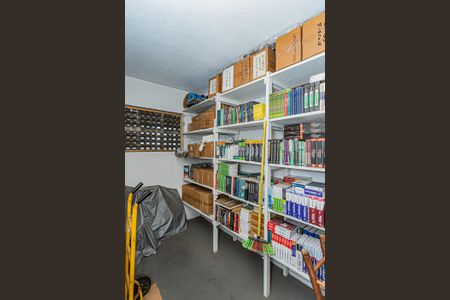 Apartamento à venda com 76m², 3 quartos e 2 vagas Apartamento à venda com 76m², 3 quartos e 2 vagasDepósito / garagem