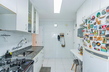 Apartamento à venda com 76m², 3 quartos e 2 vagas Apartamento à venda com 76m², 3 quartos e 2 vagasCozinha