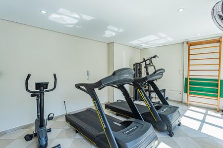 Apartamento à venda com 76m², 3 quartos e 2 vagas Apartamento à venda com 76m², 3 quartos e 2 vagasÁrea comum - Academia