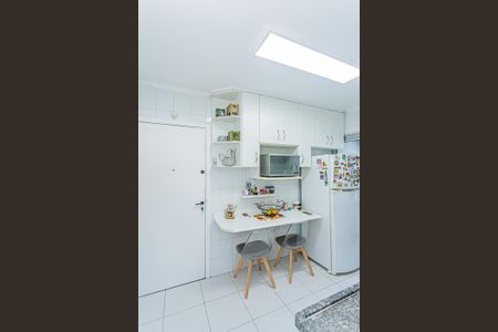 Apartamento à venda com 76m², 3 quartos e 2 vagas Apartamento à venda com 76m², 3 quartos e 2 vagasCozinha