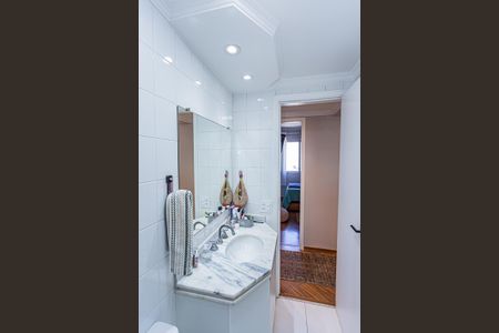 Apartamento à venda com 76m², 3 quartos e 2 vagas Apartamento à venda com 76m², 3 quartos e 2 vagasBanheiro