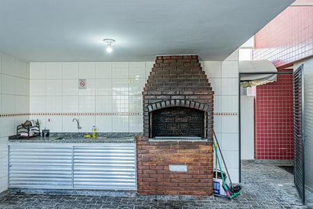 Apartamento à venda com 76m², 3 quartos e 2 vagas Apartamento à venda com 76m², 3 quartos e 2 vagasÁrea comum - Churrasqueira