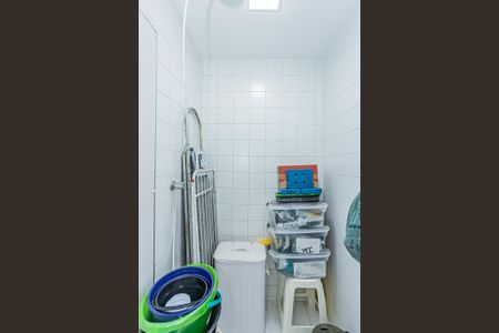 Apartamento à venda com 76m², 3 quartos e 2 vagas Apartamento à venda com 76m², 3 quartos e 2 vagasBanheiro de serviço