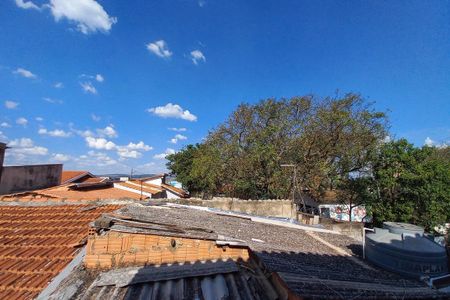 Casa à venda com 375m², 2 quartos e 4 vagas Casa à venda com 375m², 2 quartos e 4 vagasVista da Varanda