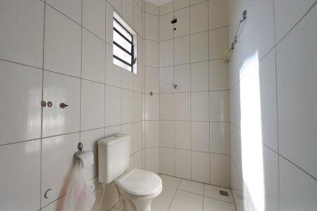 Casa à venda com 375m², 2 quartos e 4 vagas Casa à venda com 375m², 2 quartos e 4 vagasLavabo da Sala