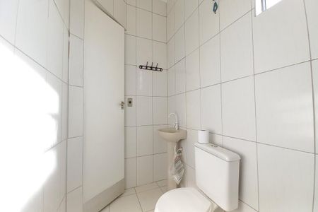 Casa à venda com 375m², 2 quartos e 4 vagas Casa à venda com 375m², 2 quartos e 4 vagasBanheiro
