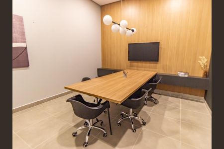 Apartamento para alugar com 53m², 2 quartos e 1 vaga Apartamento para alugar com 53m², 2 quartos e 1 vagaÁrea comum - Sala Reunião