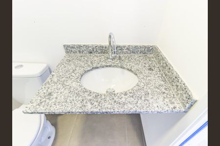 Apartamento para alugar com 53m², 2 quartos e 1 vaga Apartamento para alugar com 53m², 2 quartos e 1 vagaBanheiro