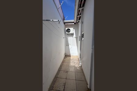 Casa à venda com 130m², 4 quartos e 4 vagas Casa à venda com 130m², 4 quartos e 4 vagasÁrea de Serviço