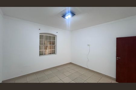 Casa à venda com 130m², 4 quartos e 4 vagas Casa à venda com 130m², 4 quartos e 4 vagasQuarto 2