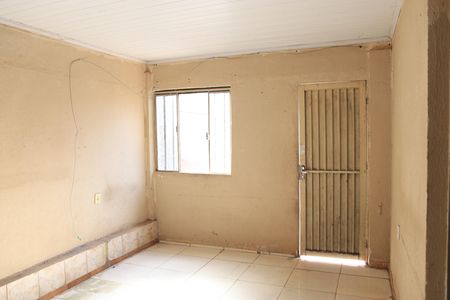 Sala de casa para alugar com 2 quartos, 40m² em Jardim Novo Mundo, Goiânia