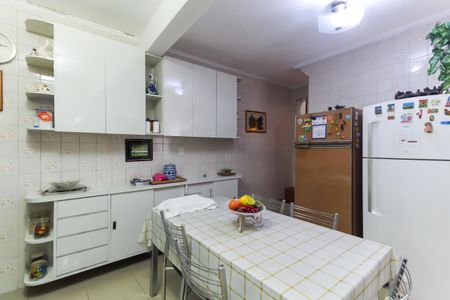 Casa à venda com 132m², 2 quartos e 2 vagasCozinha