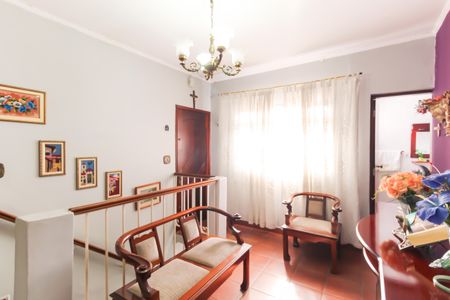 Casa à venda com 132m², 2 quartos e 2 vagasSala 1