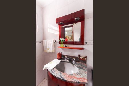 Casa à venda com 132m², 2 quartos e 2 vagasLavabo