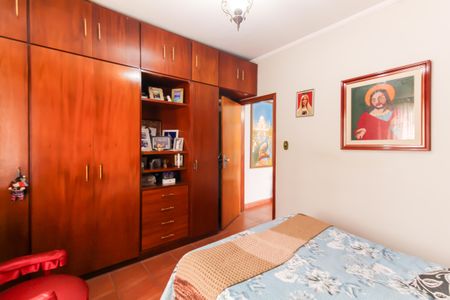 Casa à venda com 132m², 2 quartos e 2 vagasSuíte