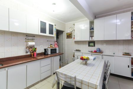 Casa à venda com 132m², 2 quartos e 2 vagasCozinha