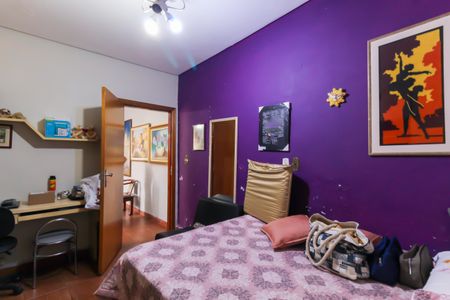 Casa à venda com 132m², 2 quartos e 2 vagasQuarto 