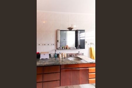 Casa à venda com 132m², 2 quartos e 2 vagasBanheiro da Suíte 