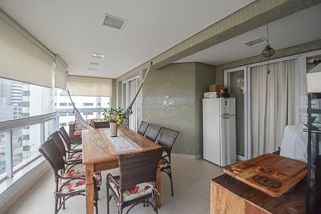 Apartamento à venda com 250m², 3 quartos e 4 vagasVaranda gourmet