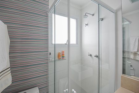 Apartamento à venda com 250m², 3 quartos e 4 vagasBanheiro da Suíte