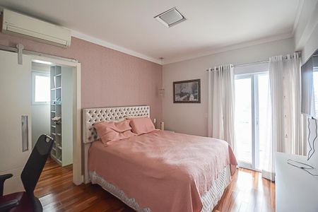 Apartamento à venda com 250m², 3 quartos e 4 vagasQuarto Suíte