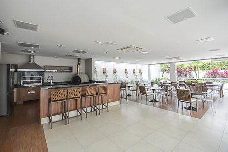 Apartamento à venda com 250m², 3 quartos e 4 vagasÁrea comum - Churrasqueira