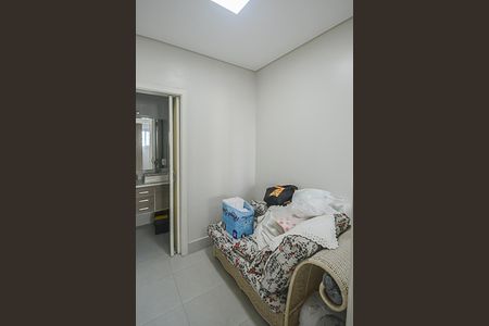 Apartamento à venda com 250m², 3 quartos e 4 vagasQuarto de Serviço